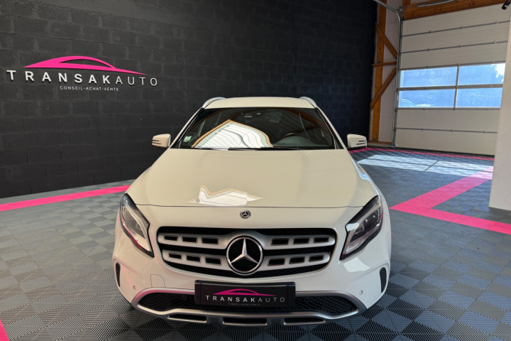 MERCEDES GLA